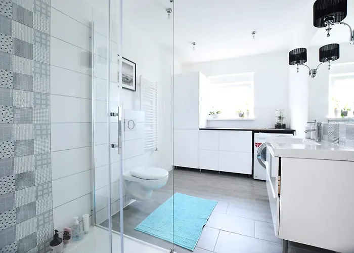 Przy Perlowej Przystani *